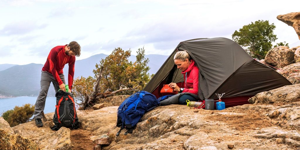Echipament outdoor pentru munte și alpinism
