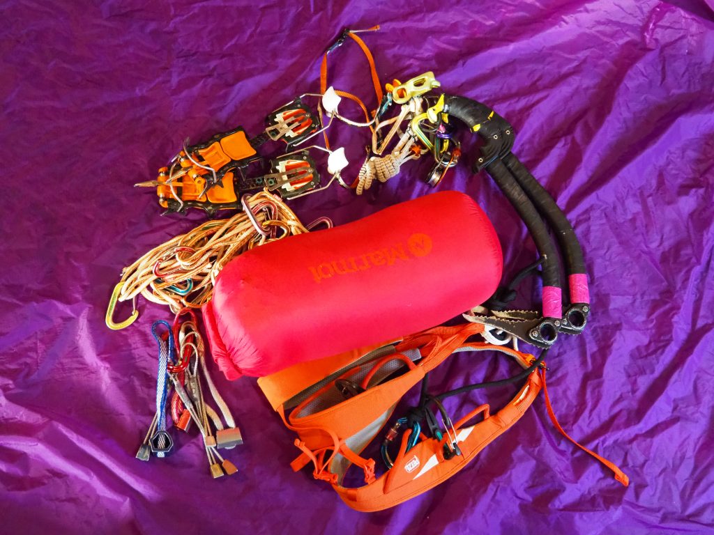 Echipament pentru alpinism Echipament pentru alpinism