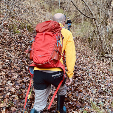 Milo Brenta în drum spre peșteră