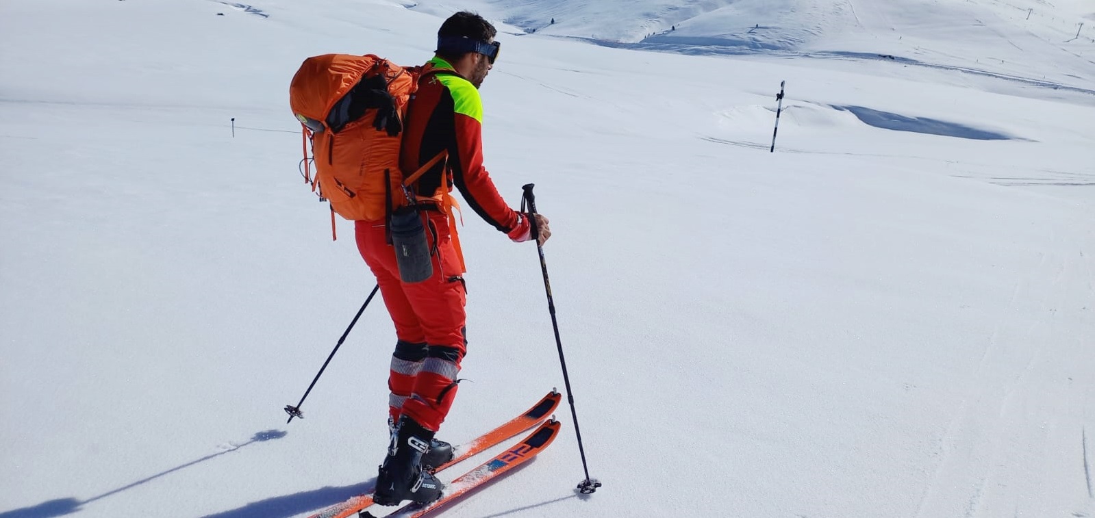 Rucsacul Gregory Targhee FT 24 Rucsacul Gregory Targhee FT 24 - casca prinsă pe rucsac